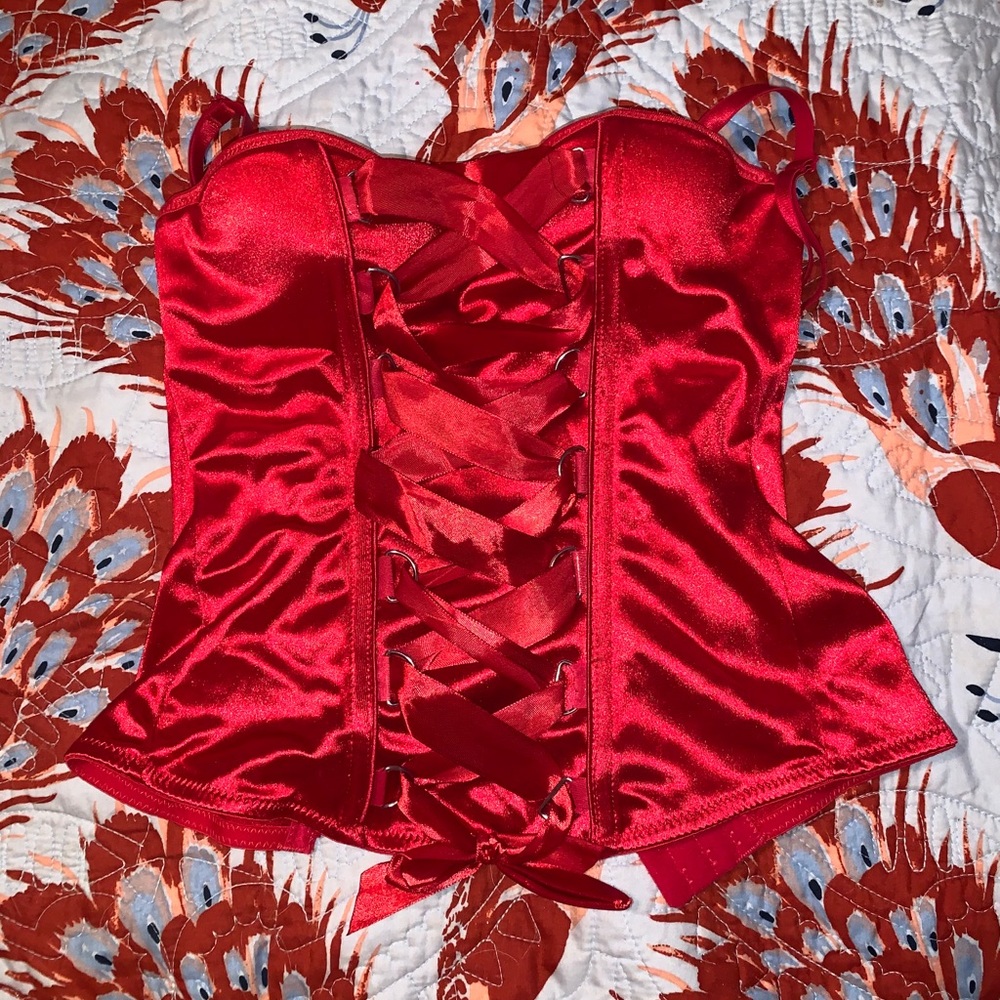 Red lace up corset